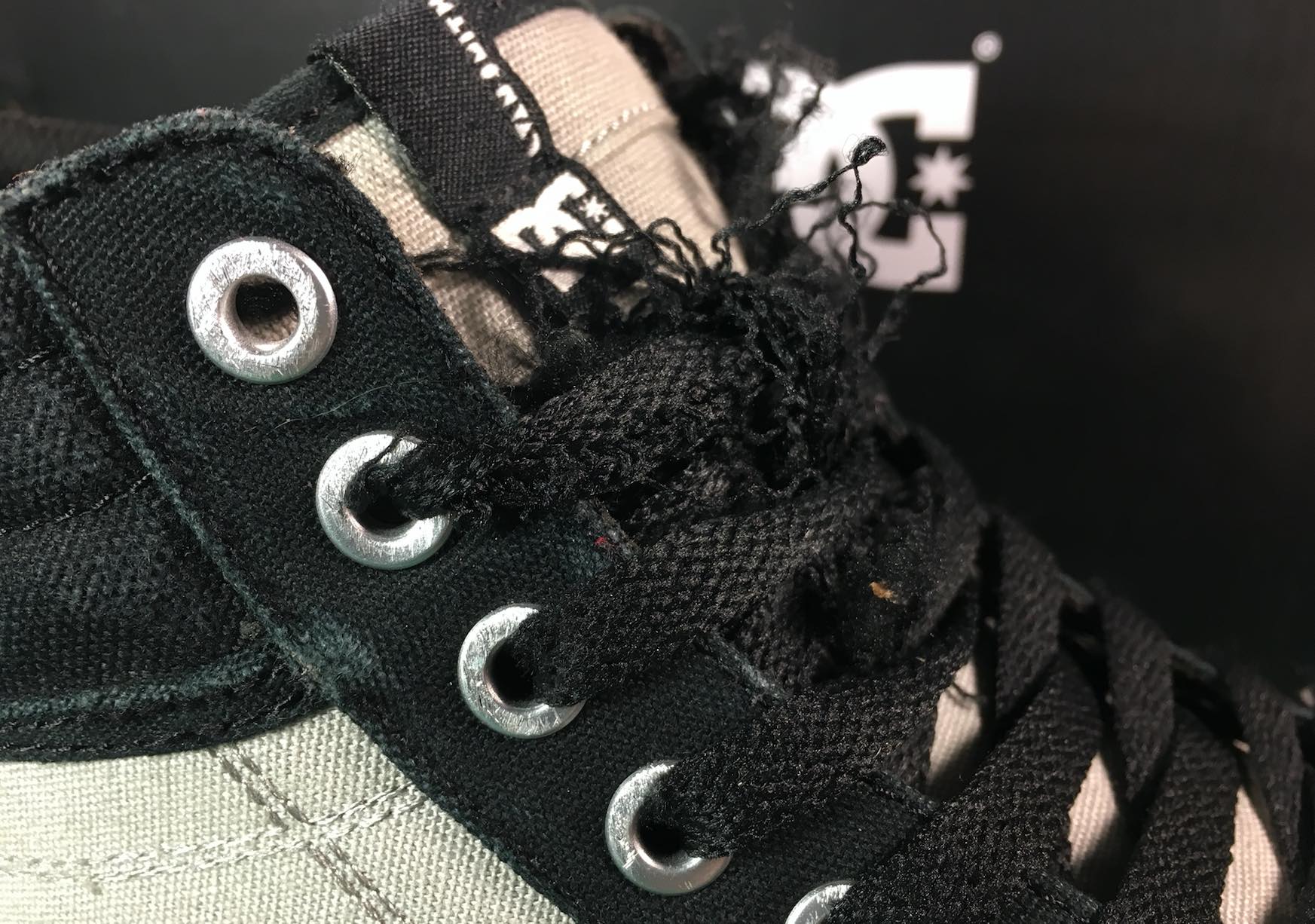 Evan Smith Vegan Skateboarder Veg Non-leather canvas shoe DC Hi-top vegetable shredder 